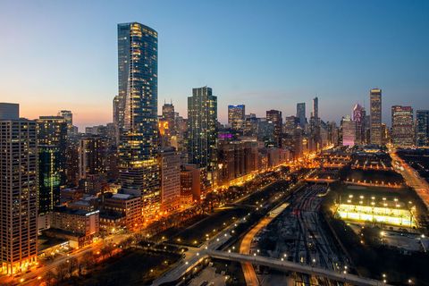 Tiny photo for 1211 S Prairie Avenue #3401, Chicago, IL 60605 (MLS # 12589666)