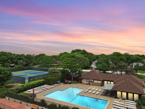 Tiny photo for Northbrook, IL 60062 (MLS # 12579611)