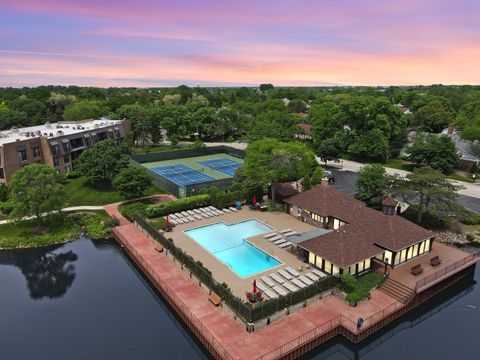 Tiny photo for Northbrook, IL 60062 (MLS # 12579611)