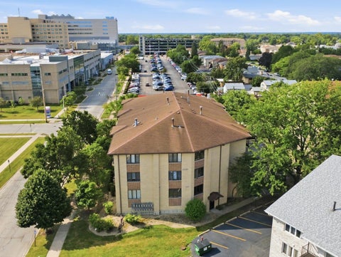 Tiny photo for 4500 W 93rd Street #1A, Oak Lawn, IL 60453 (MLS # 12729295)