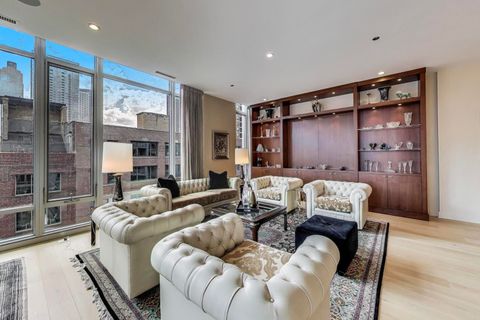 Tiny photo for 360 W Erie Street #7D, Chicago, IL 60654 (MLS # 12533378)