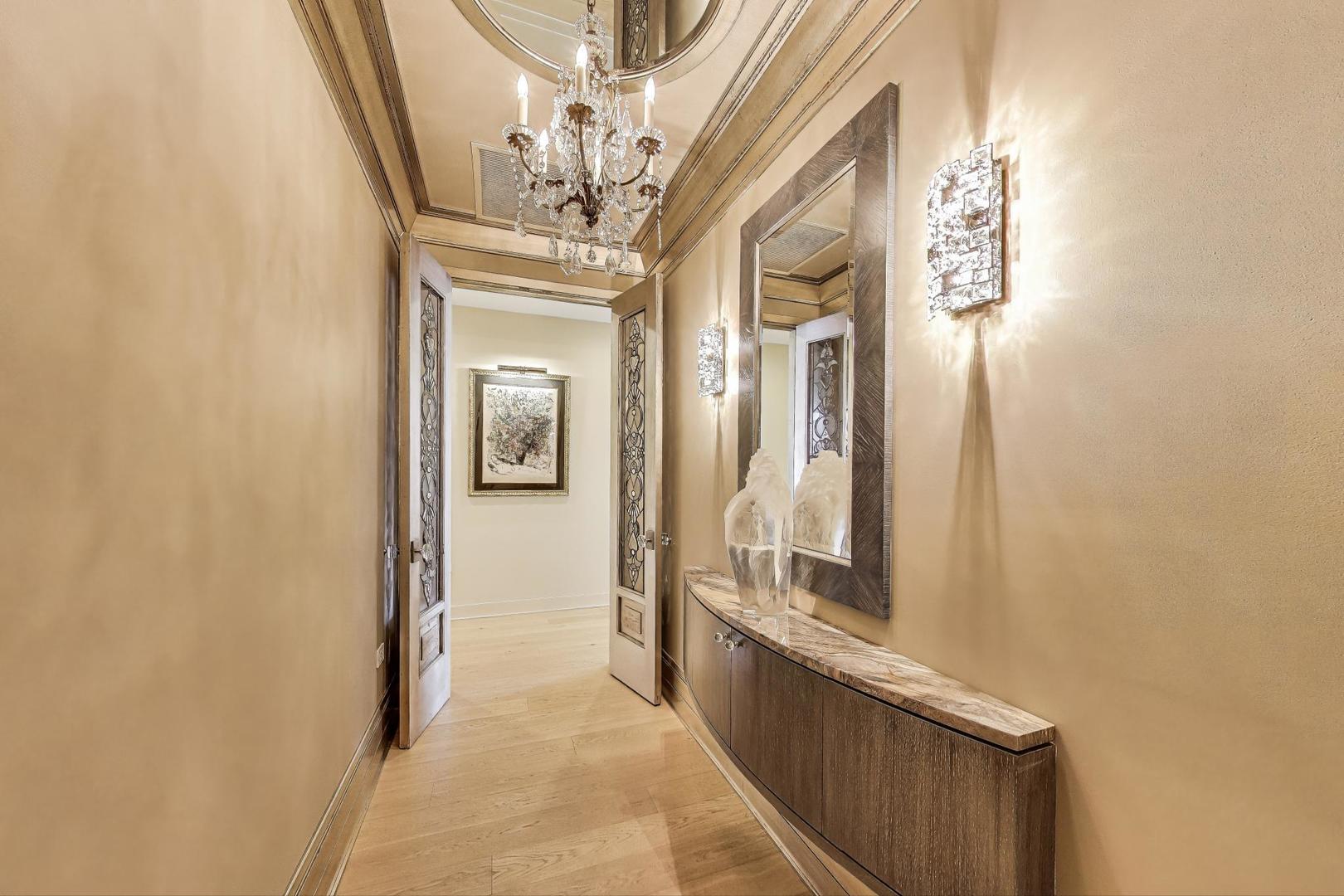 360 W Erie Street 7D