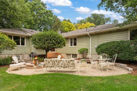 Tiny photo for 510 W Prairie Avenue, Wheaton, IL 60187 (MLS # 12730222)