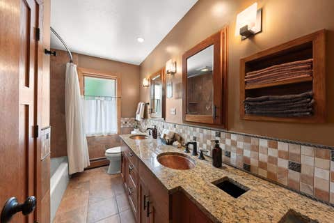 Tiny photo for 510 W Prairie Avenue, Wheaton, IL 60187 (MLS # 12730222)