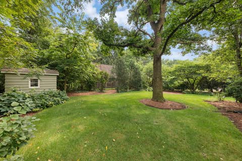 Tiny photo for 510 W Prairie Avenue, Wheaton, IL 60187 (MLS # 12730222)