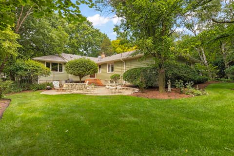 Tiny photo for 510 W Prairie Avenue, Wheaton, IL 60187 (MLS # 12730222)