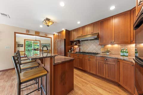 Tiny photo for 510 W Prairie Avenue, Wheaton, IL 60187 (MLS # 12730222)