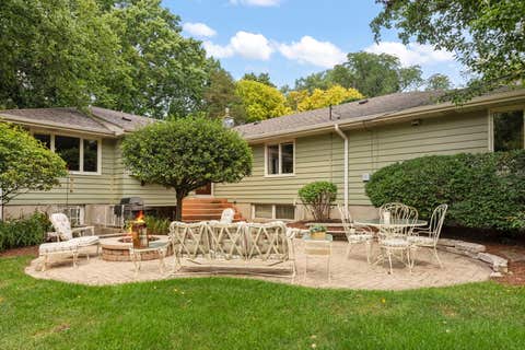 Tiny photo for 510 W Prairie Avenue, Wheaton, IL 60187 (MLS # 12730222)
