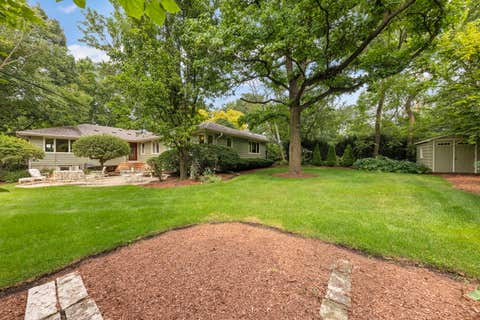 Tiny photo for 510 W Prairie Avenue, Wheaton, IL 60187 (MLS # 12730222)