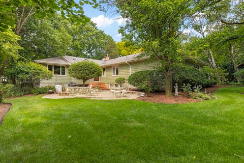 Tiny photo for 510 W Prairie Avenue, Wheaton, IL 60187 (MLS # 12730222)