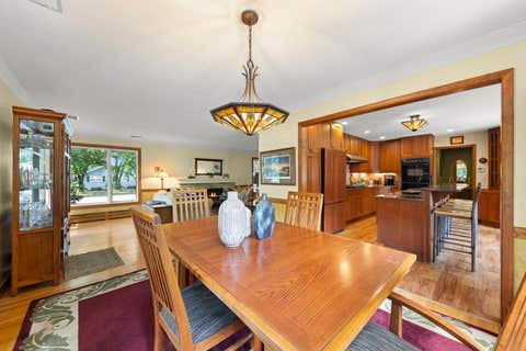 Tiny photo for 510 W Prairie Avenue, Wheaton, IL 60187 (MLS # 12730222)