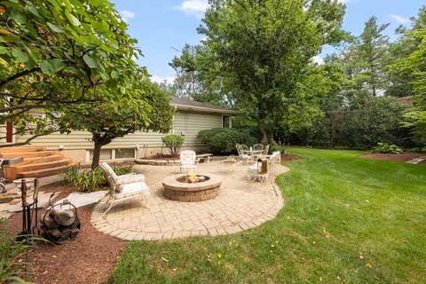 Tiny photo for 510 W Prairie Avenue, Wheaton, IL 60187 (MLS # 12730222)