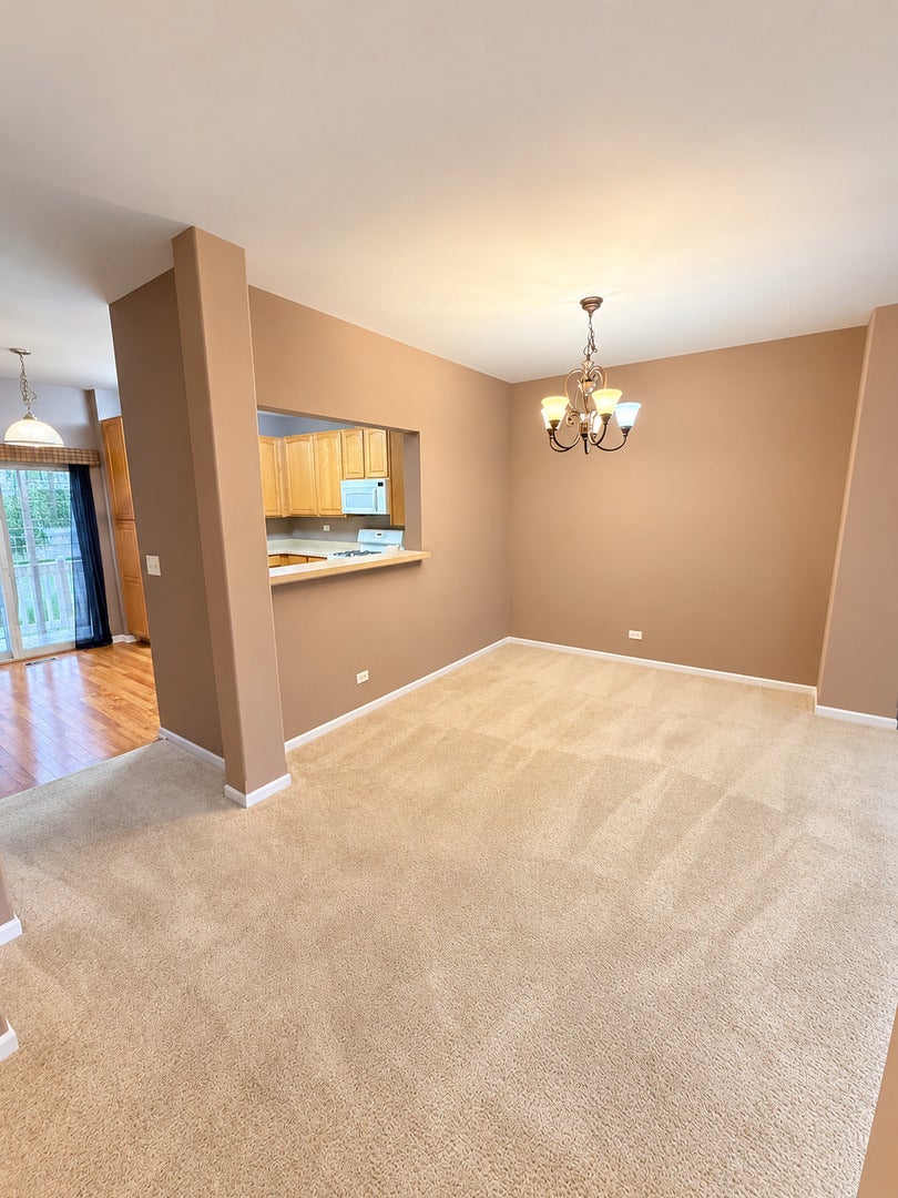 527 CARY WOODS Circle