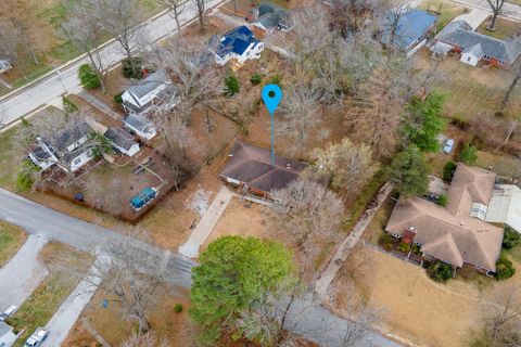 Tiny photo for 1109 W Hill Avenue, Carbondale, IL 62901 (MLS # 12574372)