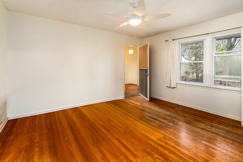 Tiny photo for 1109 W Hill Avenue, Carbondale, IL 62901 (MLS # 12574372)