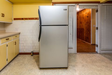 Tiny photo for 1109 W Hill Avenue, Carbondale, IL 62901 (MLS # 12574372)