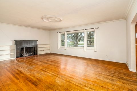 Tiny photo for 1109 W Hill Avenue, Carbondale, IL 62901 (MLS # 12574372)