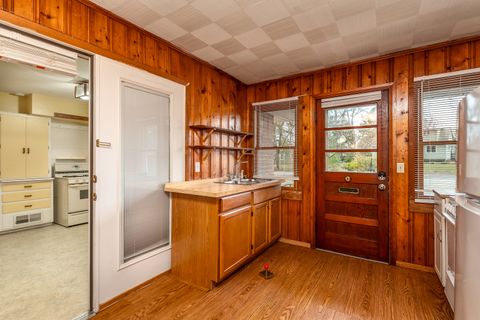 Tiny photo for 1109 W Hill Avenue, Carbondale, IL 62901 (MLS # 12574372)