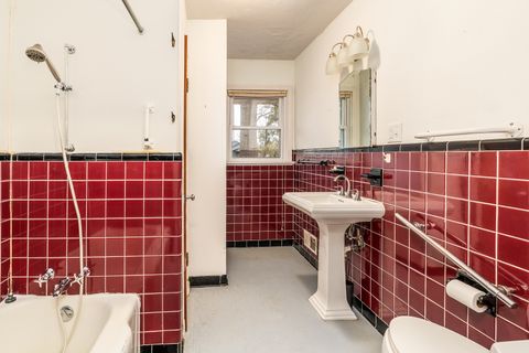 Tiny photo for 1109 W Hill Avenue, Carbondale, IL 62901 (MLS # 12574372)