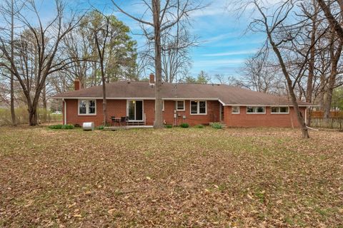 Tiny photo for 1109 W Hill Avenue, Carbondale, IL 62901 (MLS # 12574372)