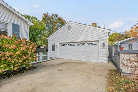 Tiny photo for 1608 Sheridan Road, Champaign, IL 61821 (MLS # 12511537)