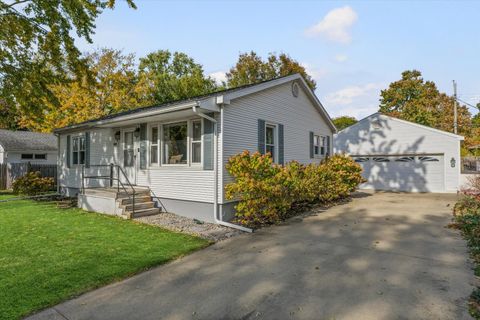 Tiny photo for 1608 Sheridan Road, Champaign, IL 61821 (MLS # 12511537)