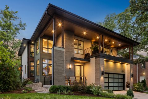 Tiny photo for 855 Crescent Boulevard, Glen Ellyn, IL 60137 (MLS # 12455591)