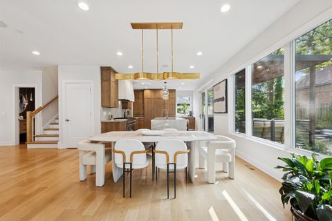 Tiny photo for 855 Crescent Boulevard, Glen Ellyn, IL 60137 (MLS # 12455591)