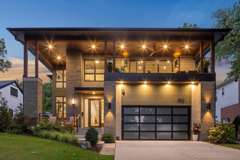 Tiny photo for 855 Crescent Boulevard, Glen Ellyn, IL 60137 (MLS # 12455591)