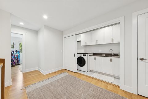 Tiny photo for 855 Crescent Boulevard, Glen Ellyn, IL 60137 (MLS # 12455591)