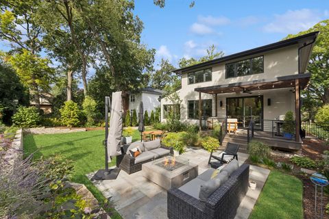 Tiny photo for 855 Crescent Boulevard, Glen Ellyn, IL 60137 (MLS # 12455591)