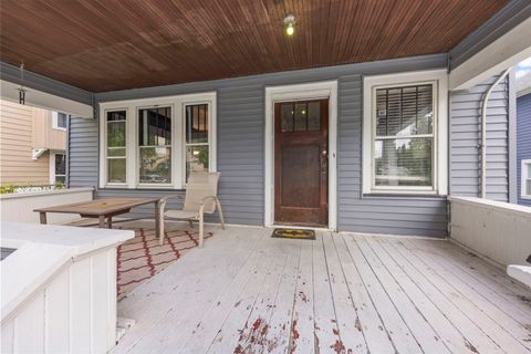 Tiny photo for 636 Garfield Avenue, Aurora, IL 60506 (MLS # 12489335)
