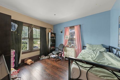 Tiny photo for 636 Garfield Avenue, Aurora, IL 60506 (MLS # 12489335)