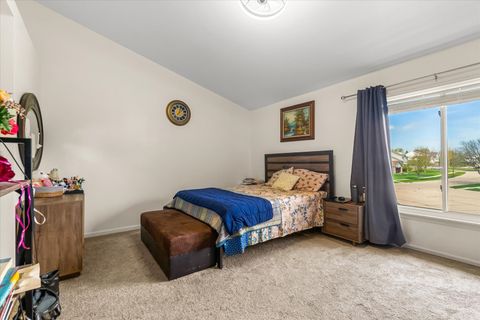 Tiny photo for 427 Essex Court, Sugar Grove, IL 60554 (MLS # 12564652)