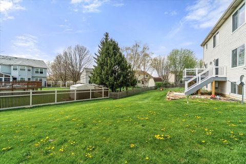 Tiny photo for 427 Essex Court, Sugar Grove, IL 60554 (MLS # 12564652)