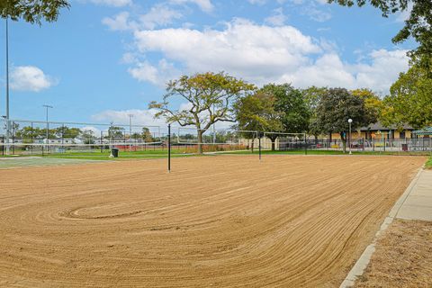 Tiny photo for 9446 Dee Road #2F, Des Plaines, IL 60016 (MLS # 12511022)