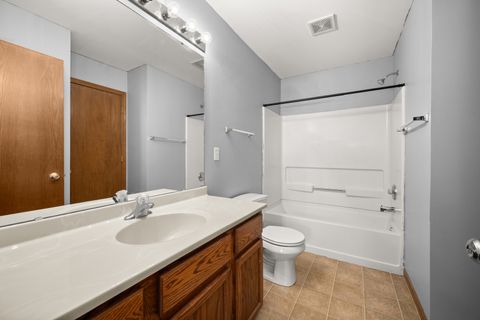 Tiny photo for 701 Blackstone Court, DeKalb, IL 60115 (MLS # 12459375)