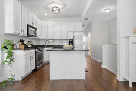 Tiny photo for 2924 W Berteau Avenue #1, Chicago, IL 60618 (MLS # 12732181)