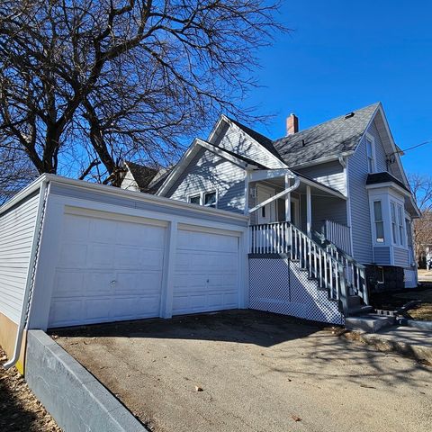 Tiny photo for 945 NORTH Avenue, Rockford, IL 61103 (MLS # 12571980)