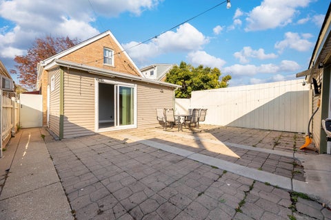 Tiny photo for 3939 W 69th Place, Chicago, IL 60629 (MLS # 12793346)