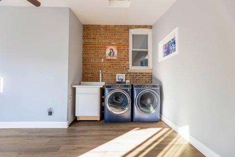 Tiny photo for 3939 W 69th Place, Chicago, IL 60629 (MLS # 12793346)