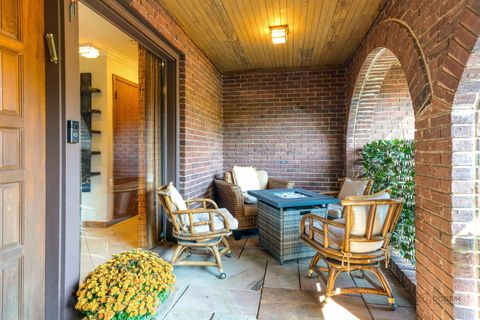 Tiny photo for 5 Lagoon Drive, Hawthorn Woods, IL 60047 (MLS # 12482143)