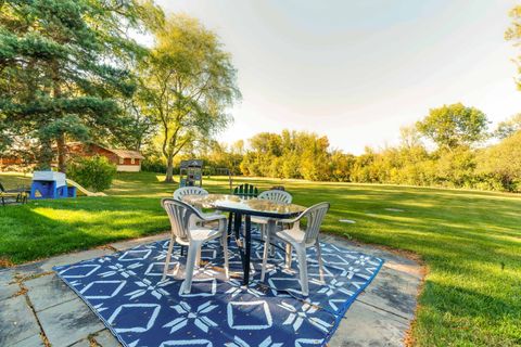 Tiny photo for 5 Lagoon Drive, Hawthorn Woods, IL 60047 (MLS # 12482143)