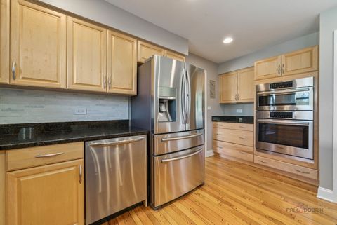 Tiny photo for 5 Lagoon Drive, Hawthorn Woods, IL 60047 (MLS # 12482143)