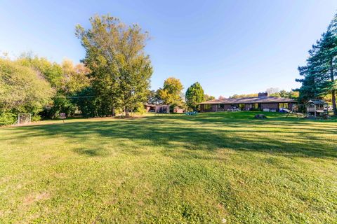 Tiny photo for 5 Lagoon Drive, Hawthorn Woods, IL 60047 (MLS # 12482143)