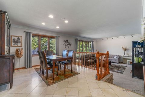 Tiny photo for 5 Lagoon Drive, Hawthorn Woods, IL 60047 (MLS # 12482143)