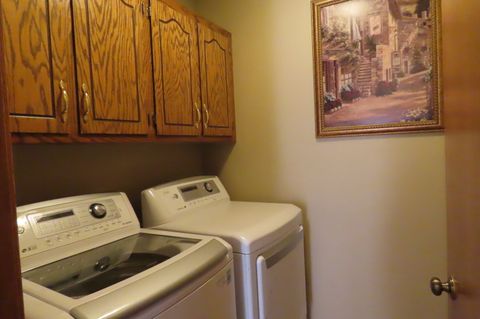 Tiny photo for 17321 Lakebrook Drive, Orland Park, IL 60467 (MLS # 12614026)