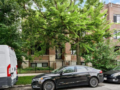 Photo of 3217 N Troy Street #2S, Chicago, IL 60618 (MLS # 12722450)