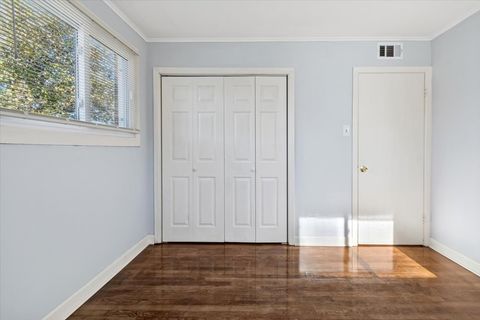 Tiny photo for 12538 S Justine Street, Calumet Park, IL 60827 (MLS # 12568749)