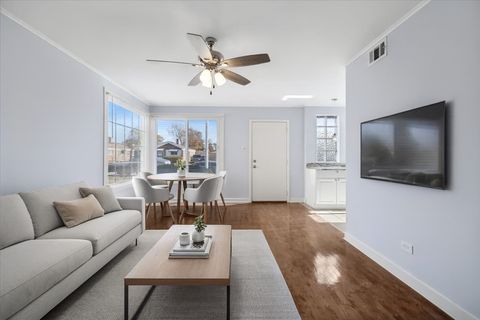 Tiny photo for 12538 S Justine Street, Calumet Park, IL 60827 (MLS # 12568749)